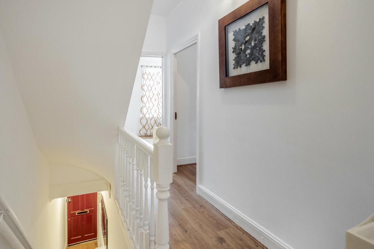 Appartamento Entire Lovely Family With Parking, Wifi, Netflix, Self Check-in